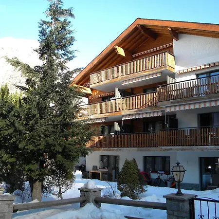 Haus Andorra アパート